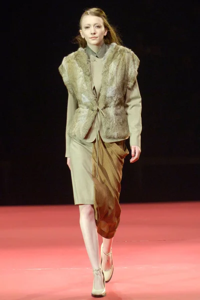 Look 12